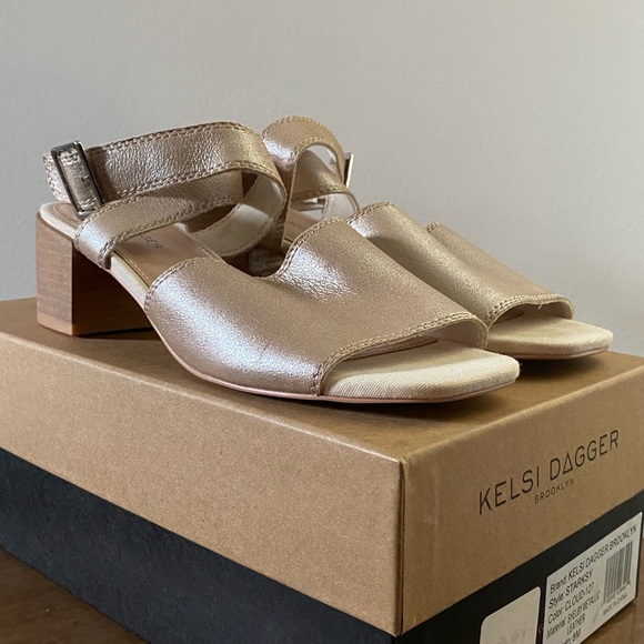 Kelsi Dagger Shoes New With Box Kelsi Dagger Champagne Metallic Kelsi Dagger Shoes New With Box Kelsi Dagger Champagne Metallic